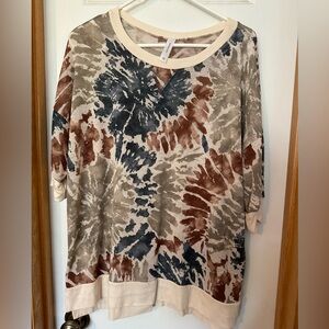 Light weight knit top